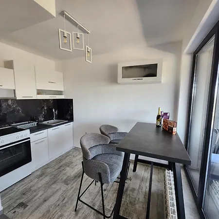 V&s * بلوفديف